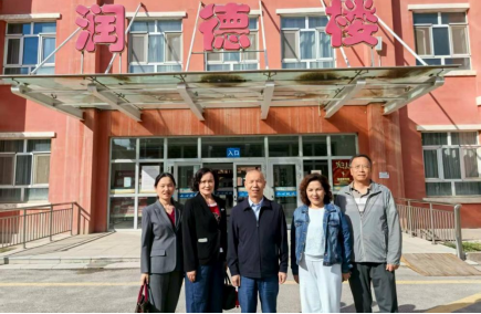 学校常委、统战部部长卢家峰调研东泉基地图书馆工作